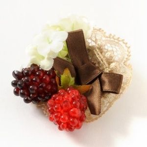 *ISO* Osewaya Raspberry & Blackberry Hair Clip